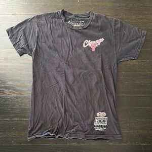 Mitchell and Ness Chicago Bulls Black T-Shirt men’s size small Dennis Rodman